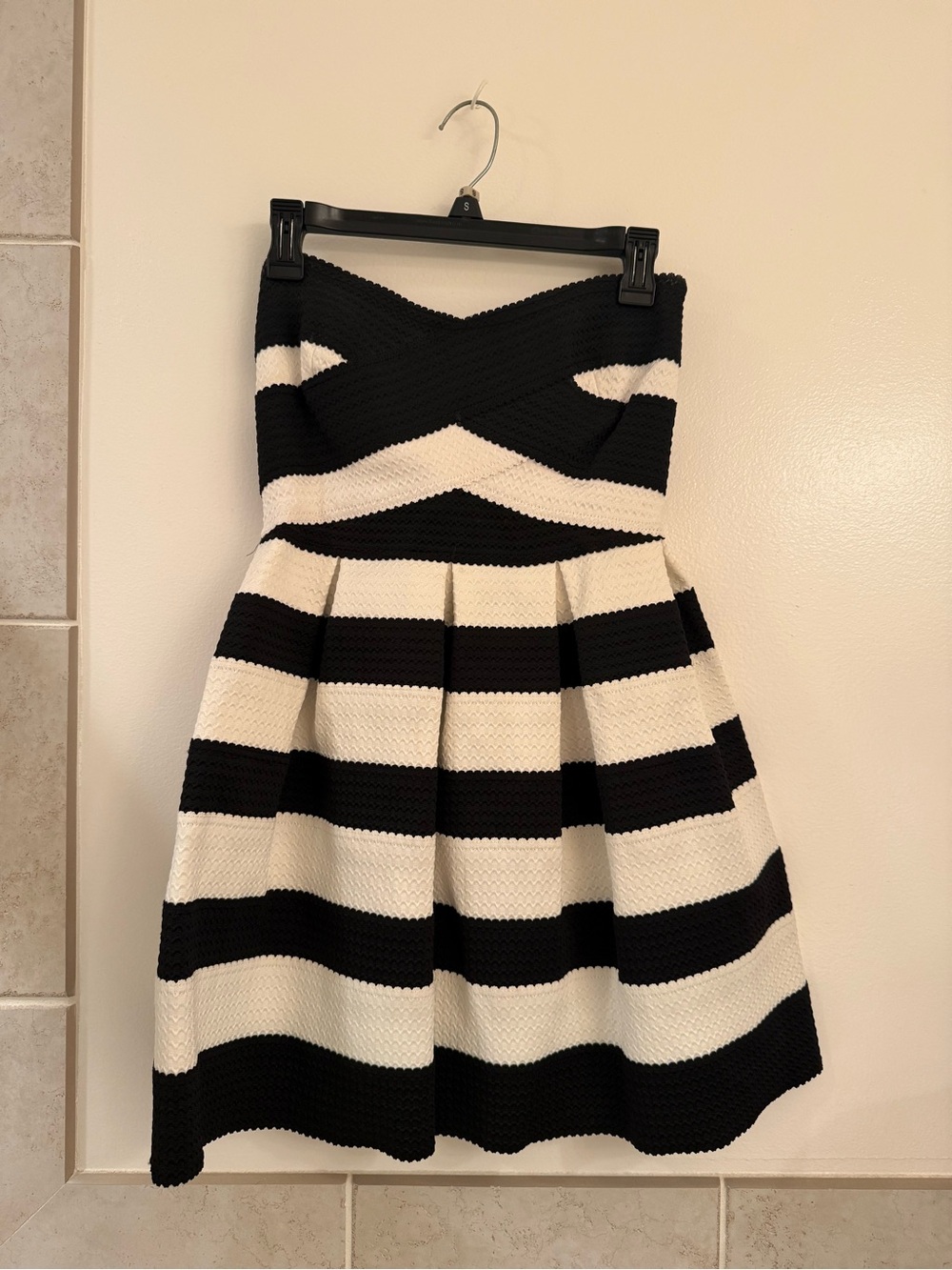 BCBGMaxAzria Black and White Strapless Dress